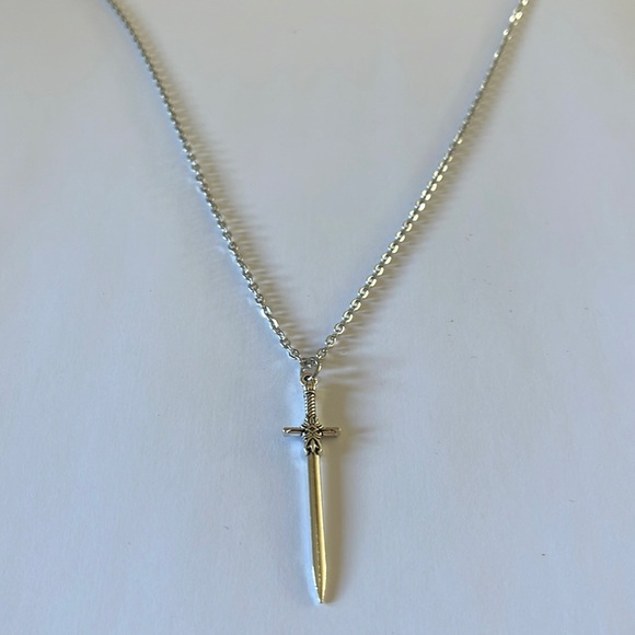 Vintage Viking Style Necklace - Picture 3 of 4